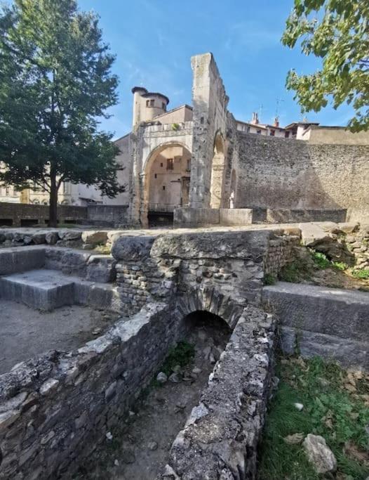 L'Escapade Boheme Lägenhet Vienne  Exteriör bild
