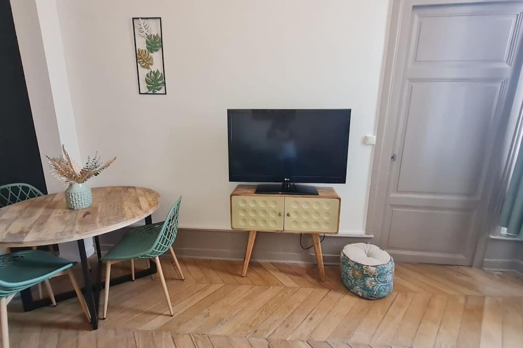 L'Escapade Boheme Lägenhet Vienne  Exteriör bild